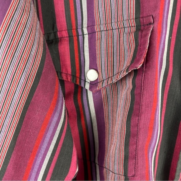 OUTLAW WESTERN WEAR Striped snap down shirt size L (16-16-½). Extra long tails - Picture 8 of 10